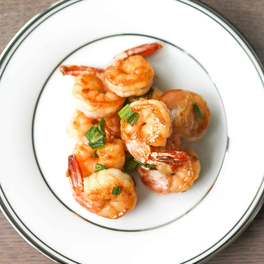 Pan-fried Garlic Prawns with Soy Sauce