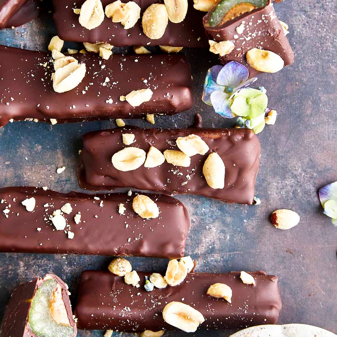 Chocolate Dipped Celery and Peanut Butter Logs Recipe