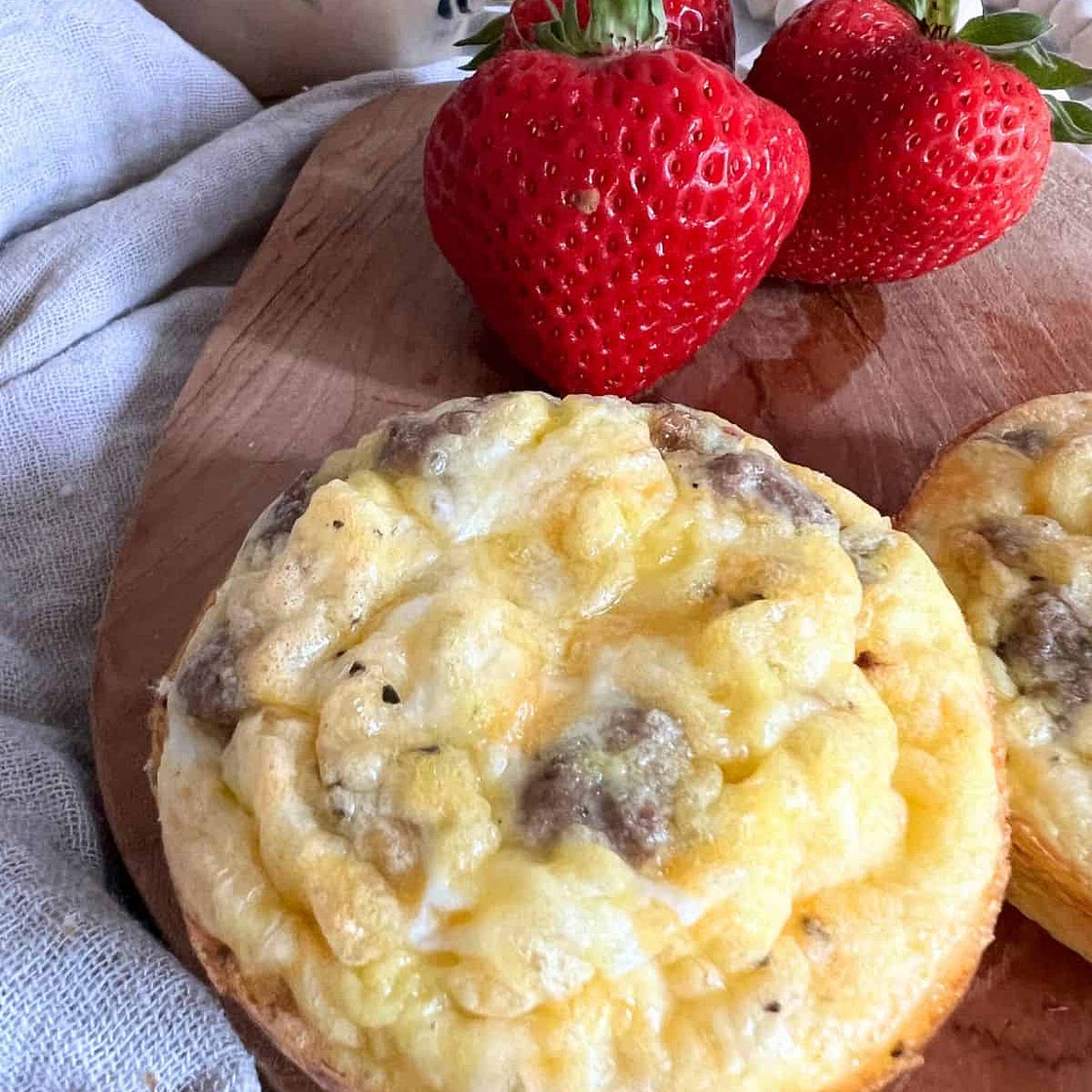 Easy Egg and Sausage Muffins