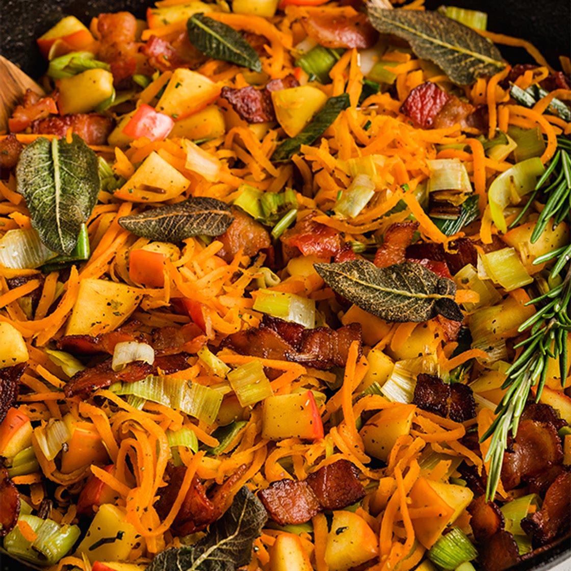 Carrot Apple & Bacon Breakfast Hash (Whole 30, Paleo, AIP)