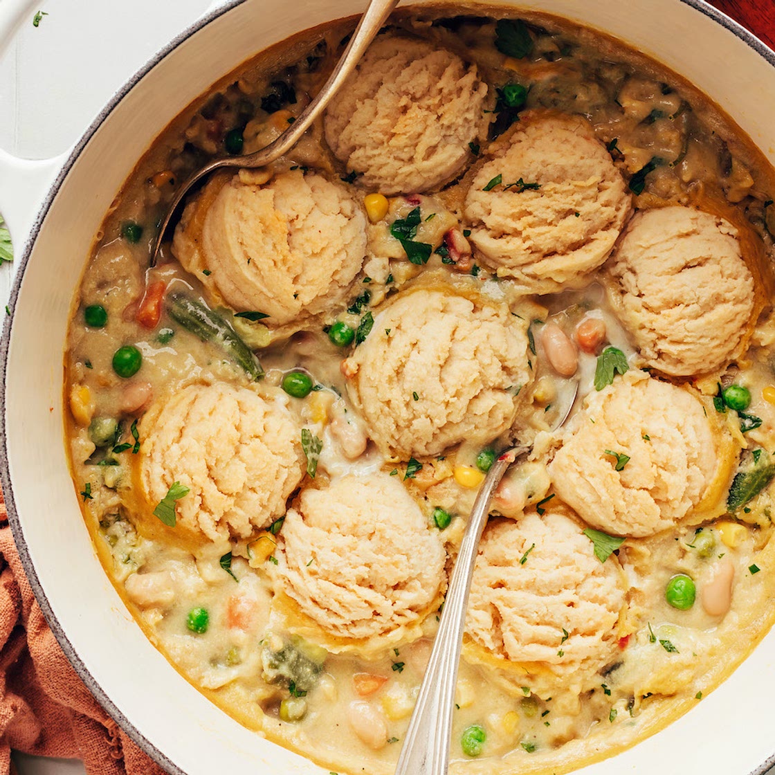 Vegan White Bean Pot Pie Soup
