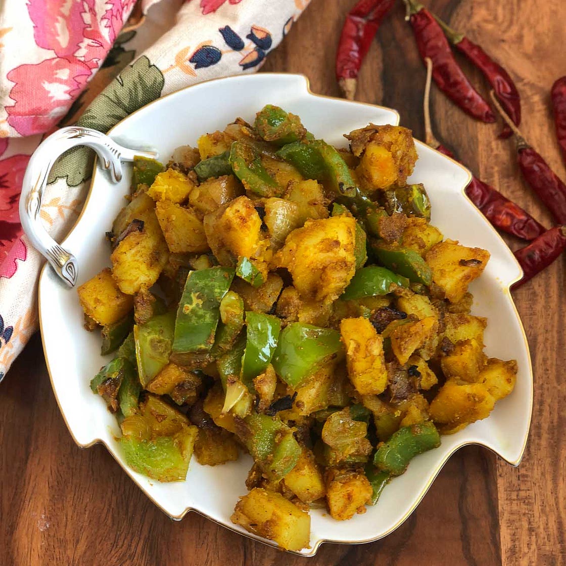 Aloo Simla Mirch Ki Sabzi Recipe - Aloo & Capsicum Sabzi
