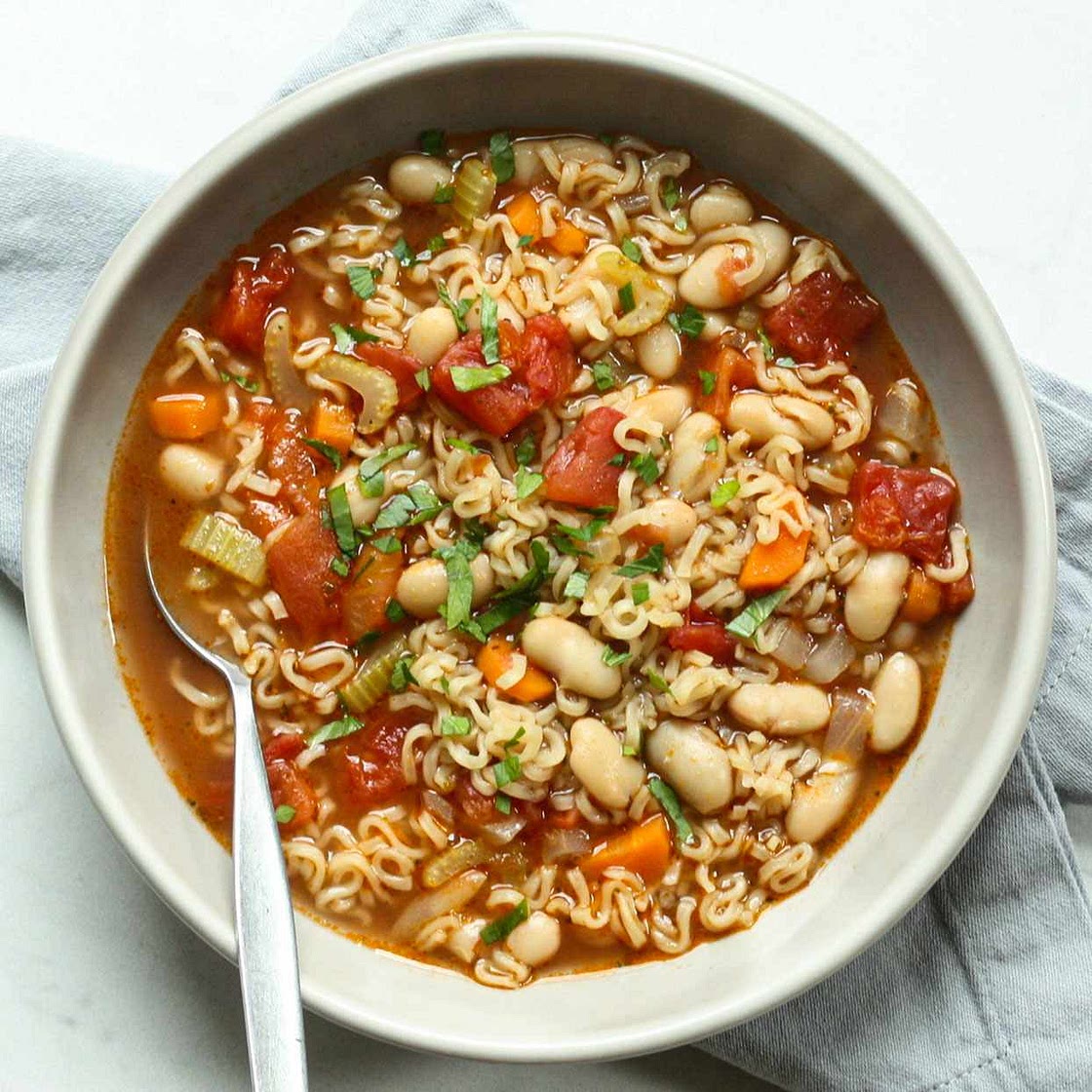 Pasta e Fagioli with Instant Ramen Noodles
