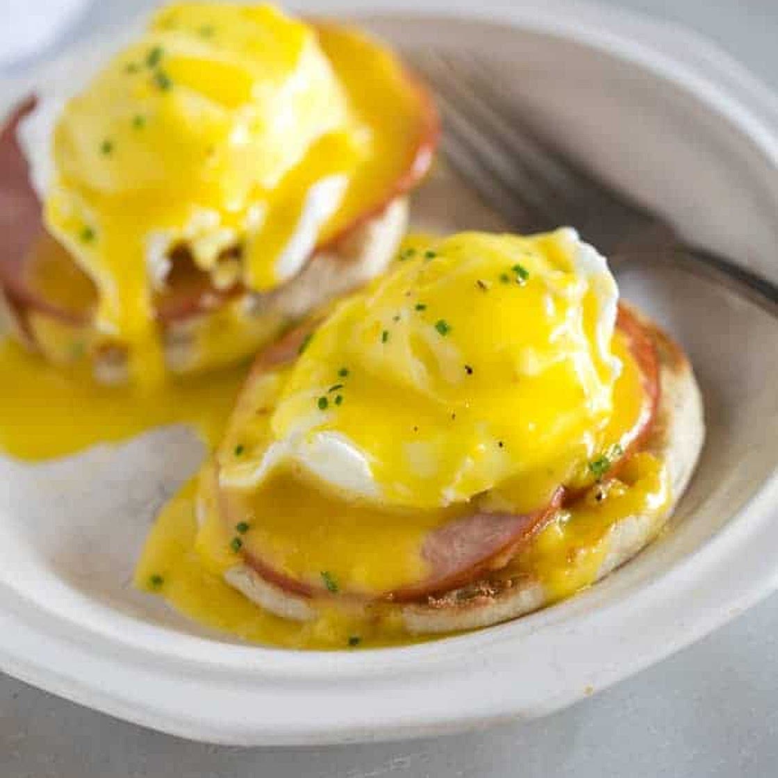 Eggs Benedict with homemade Hollandaise Sauce