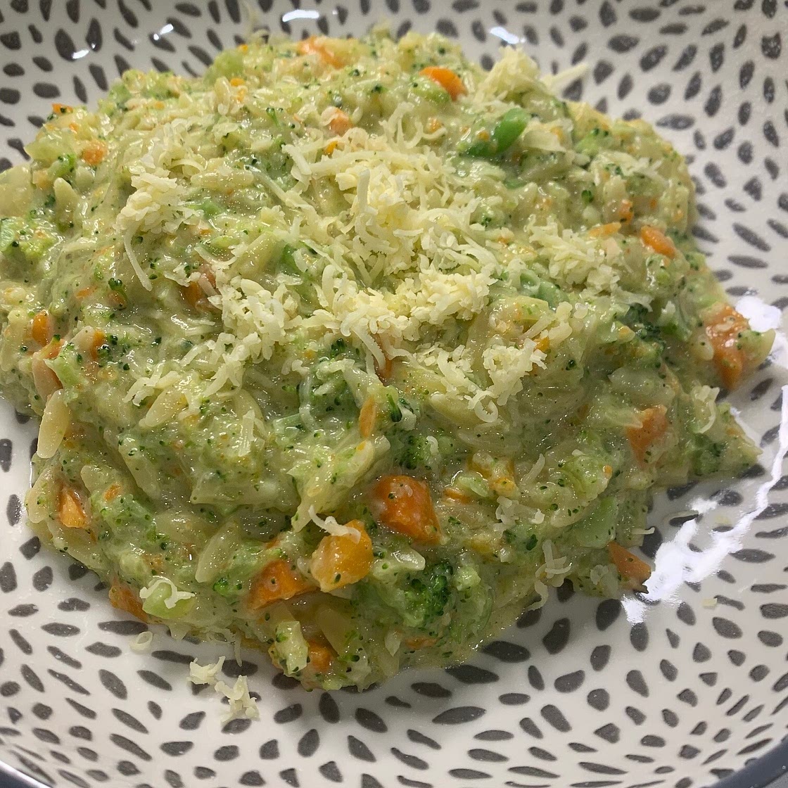 One Pot Broccoli Cheddar Orzo