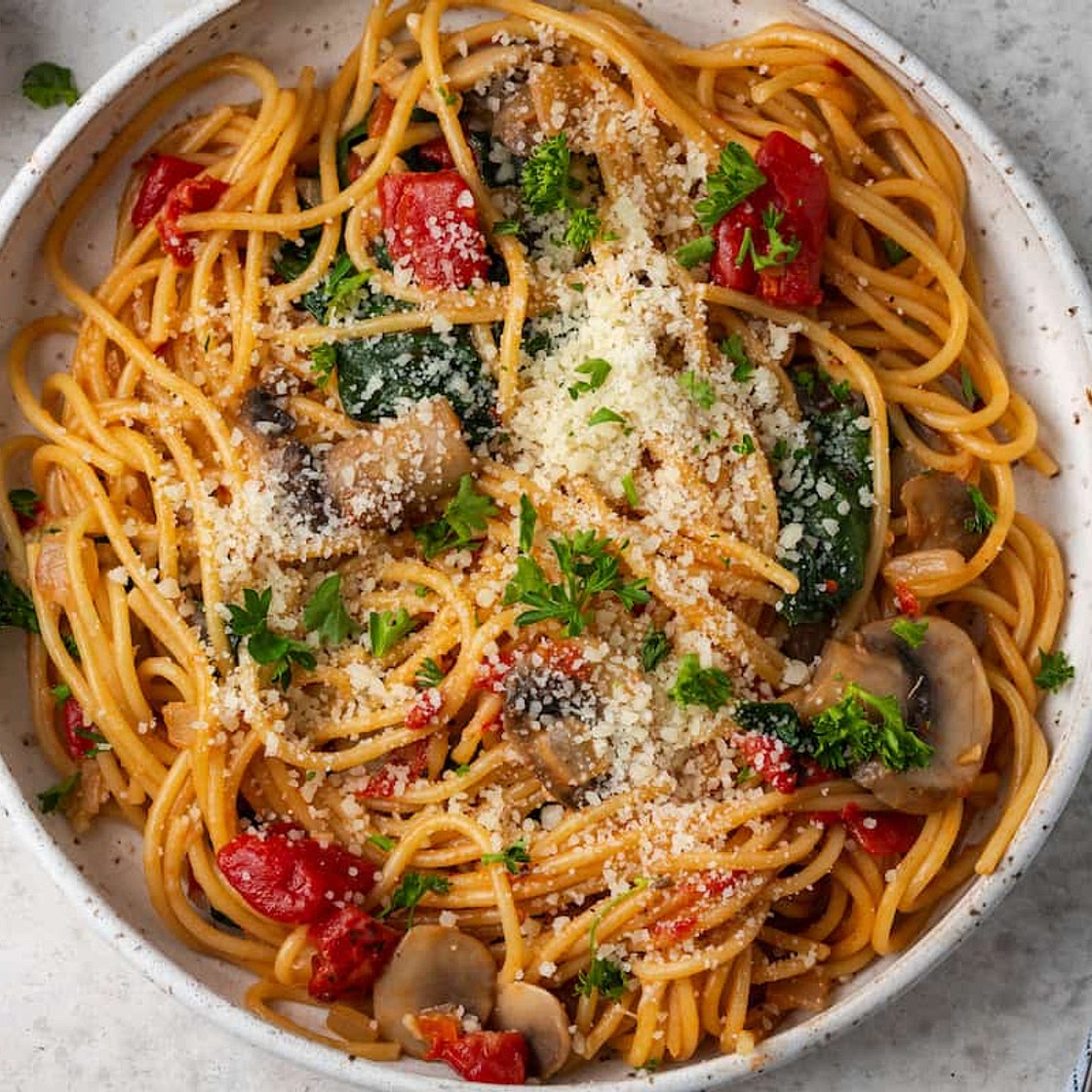 One-Pot Vegetarian Spaghetti