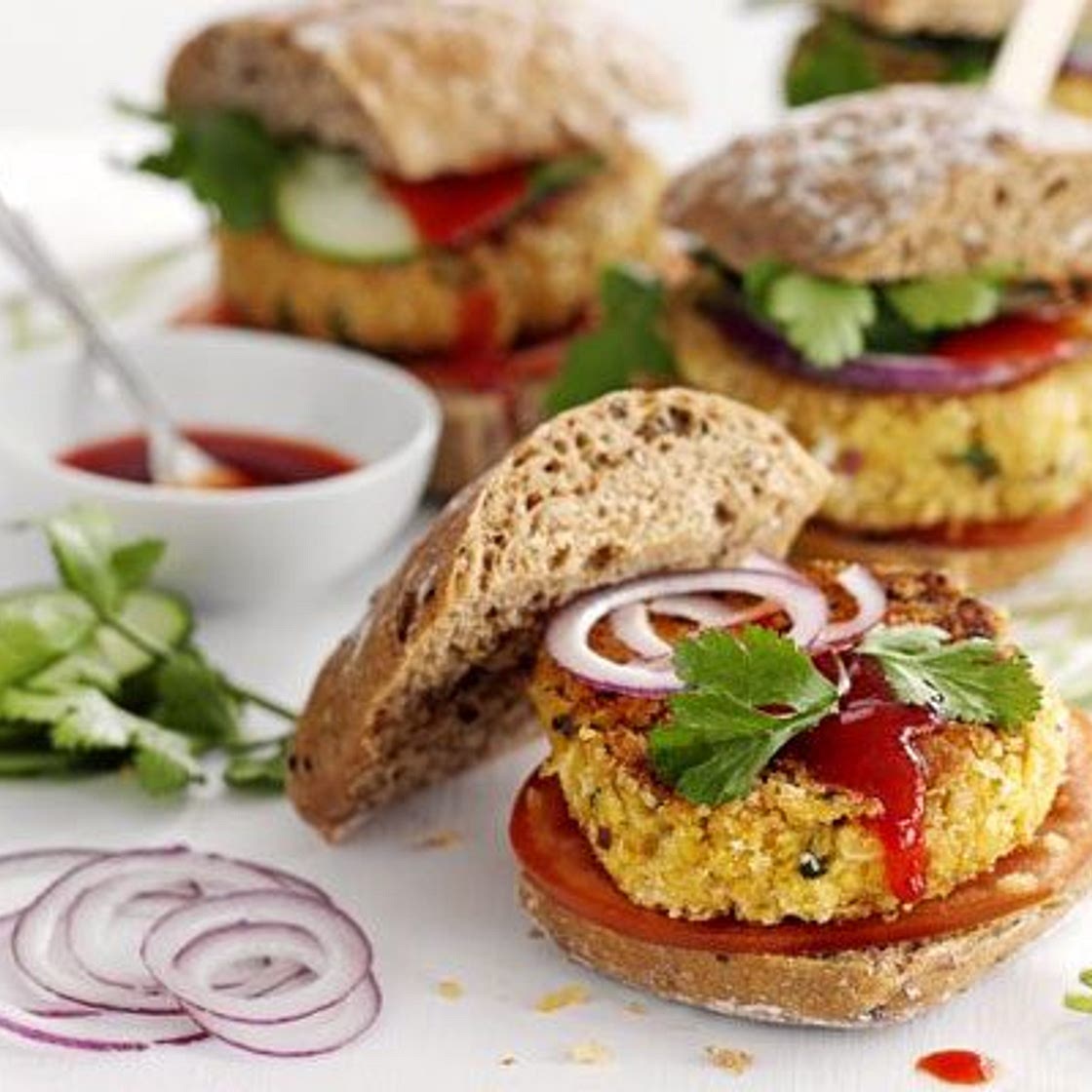 Chickpea & coriander burgers