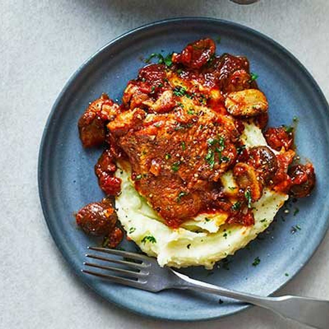 Slow cooker chicken chasseur