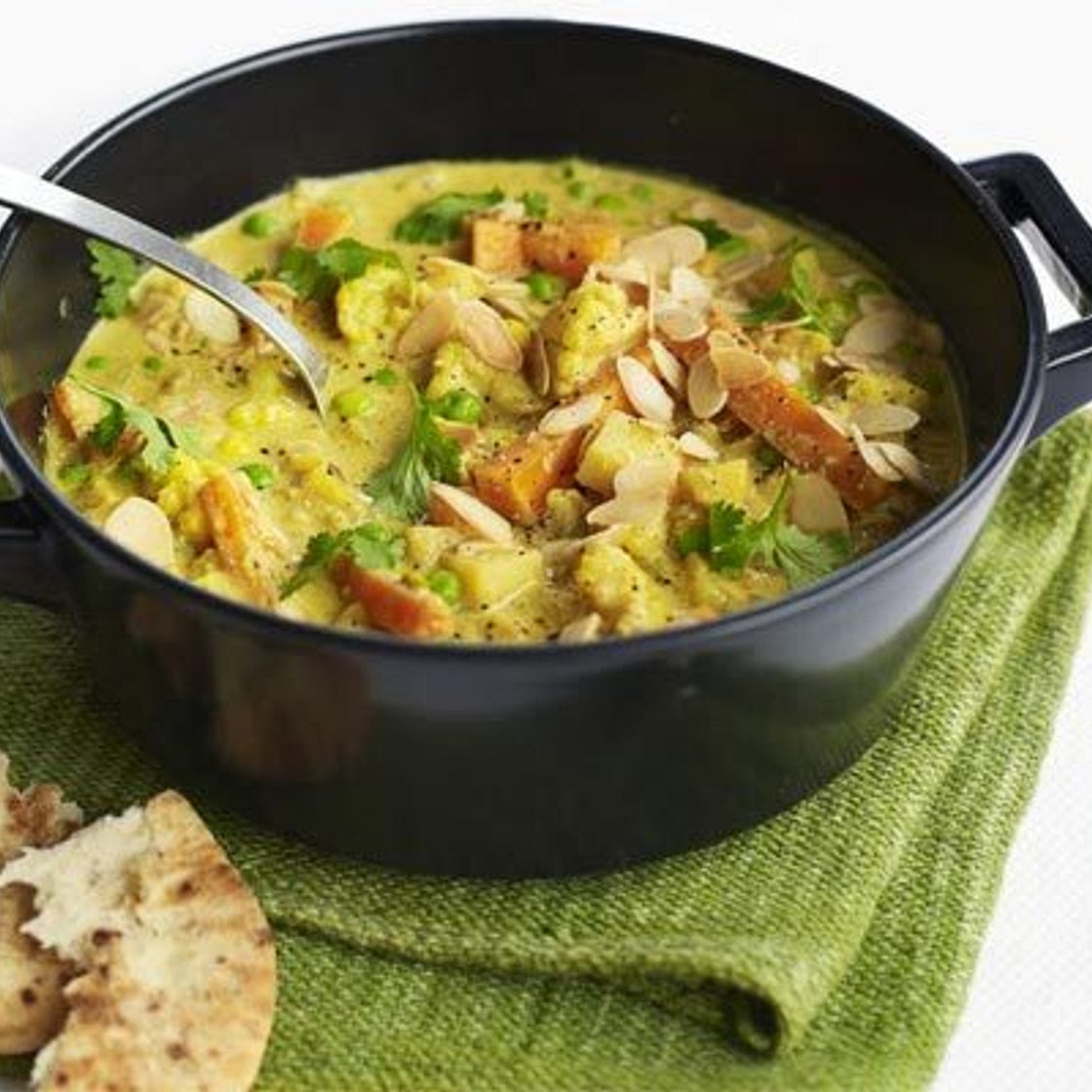 Creamy veggie korma