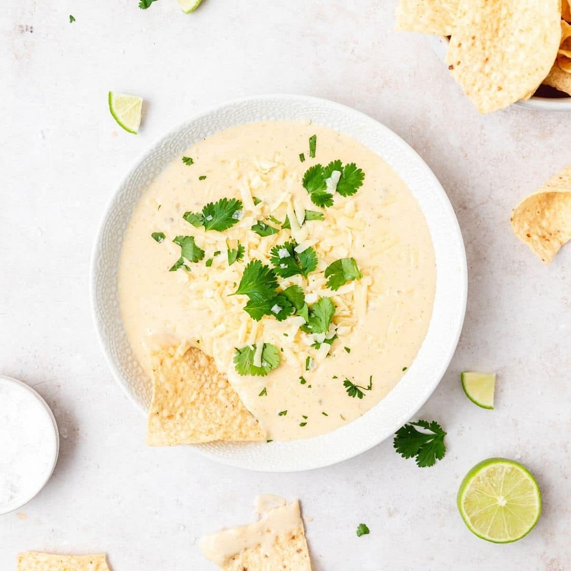 Crockpot White Queso Dip