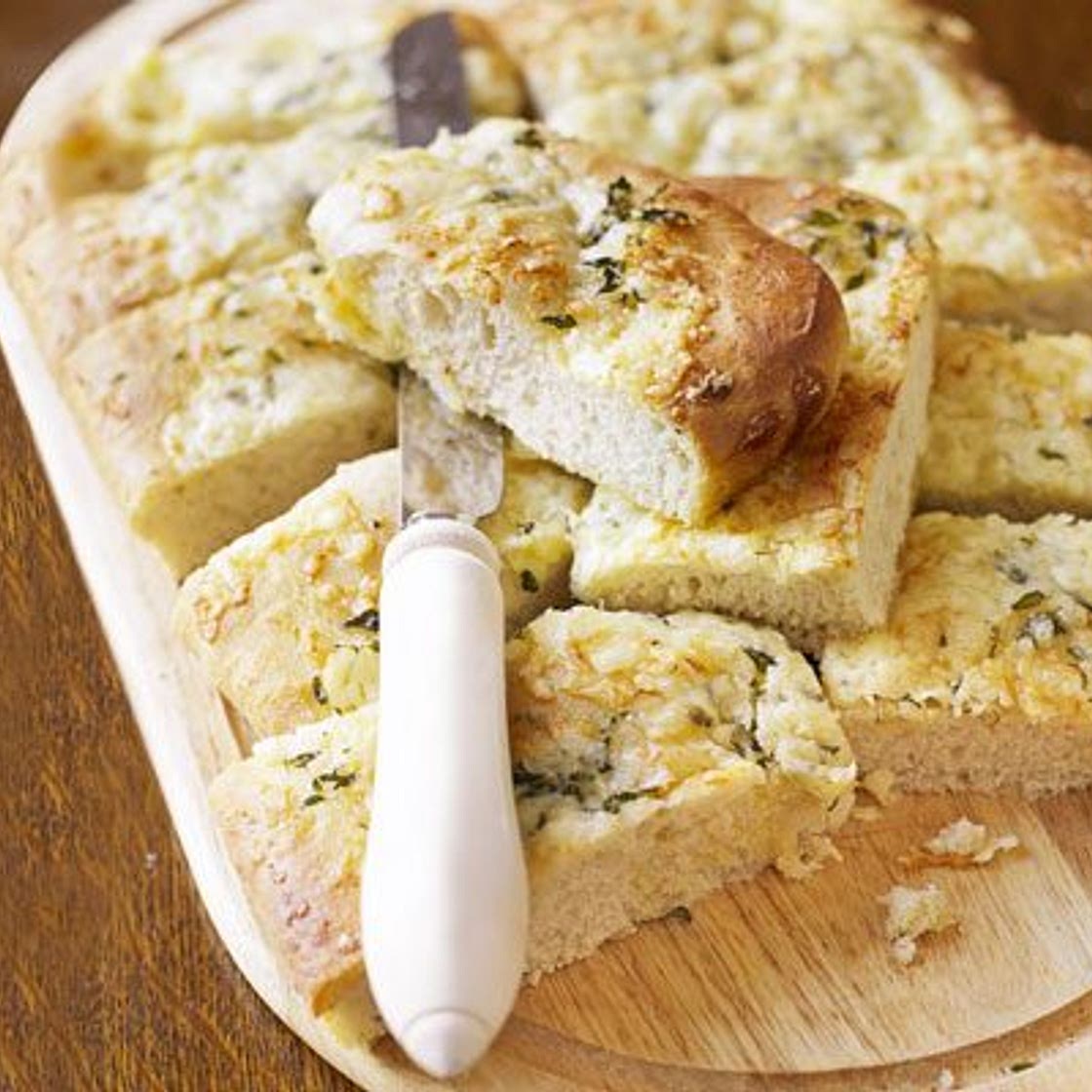 Cheesy garlic bread