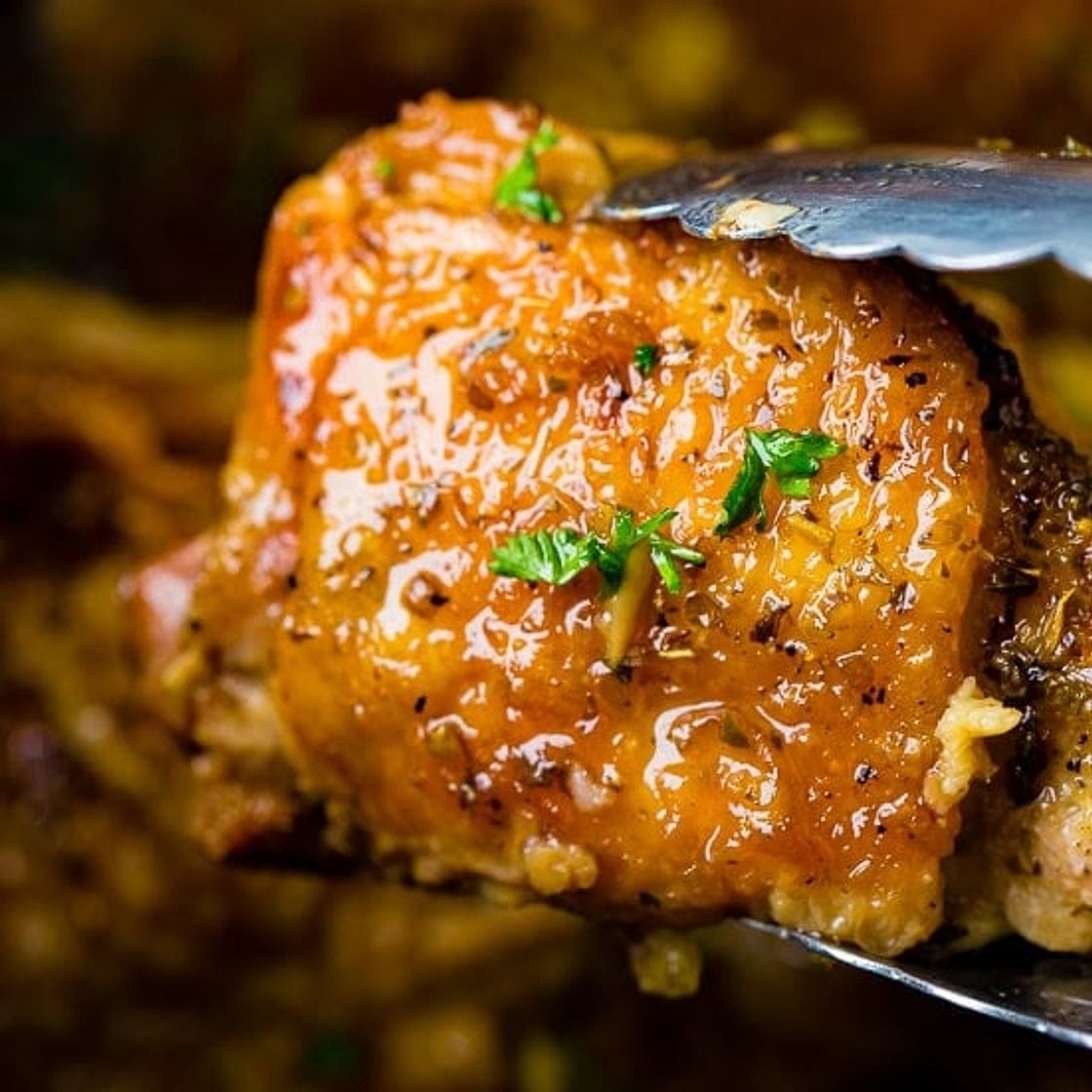 Slow Cooker Garlic Chicken