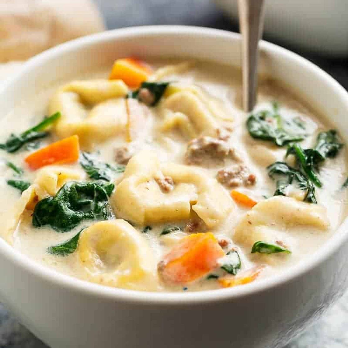 Slow Cooker Creamy Tortellini Soup