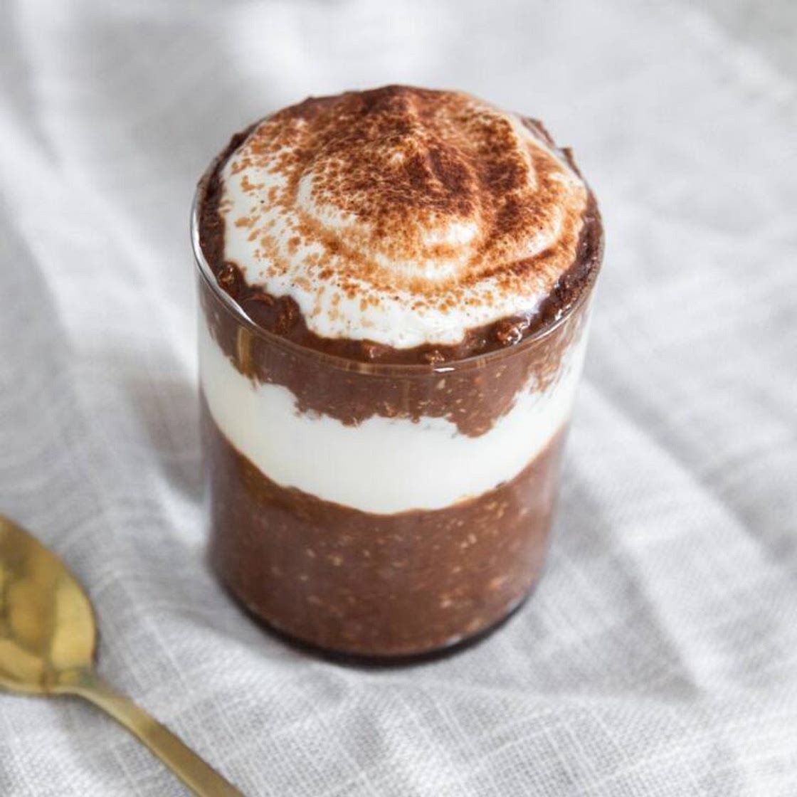 Tiramisu Overnight Oats Recipe (Healthy + Vegan!)