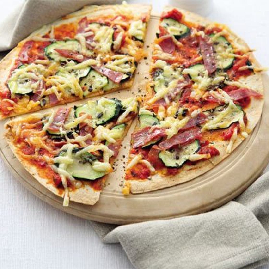 Hot salami & courgette flatbread