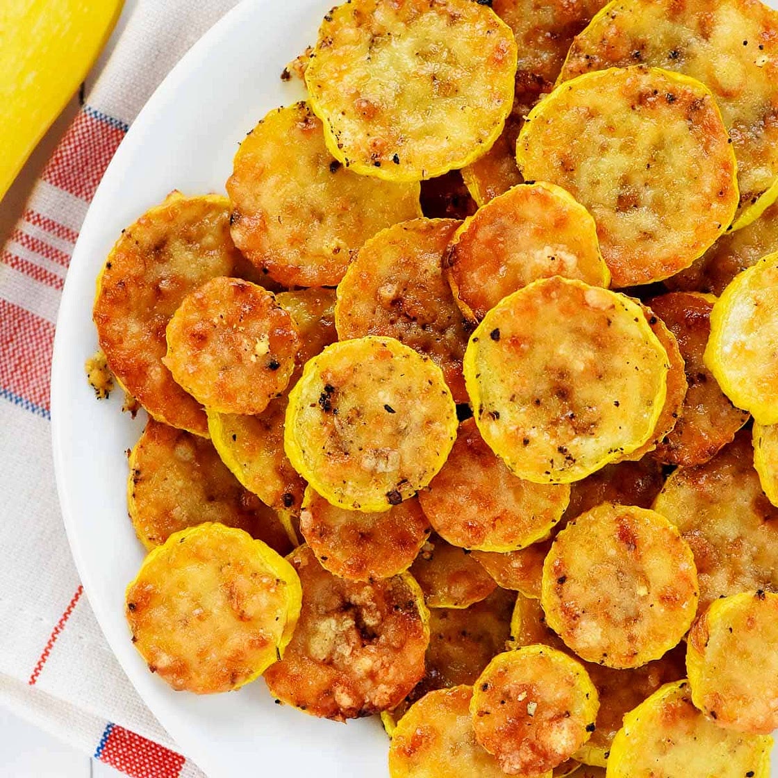 Parmesan Baked Yellow Squash Recipe (2 Ingredients)
