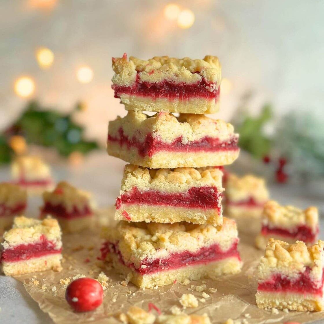 Cranberry Crumble Pie Bars