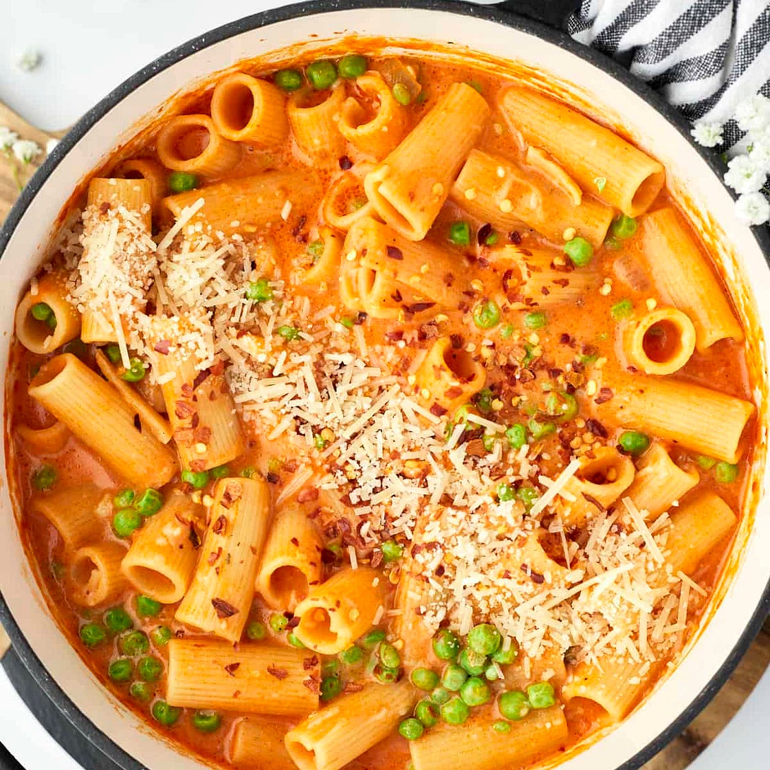 One Pot Spicy Rigatoni