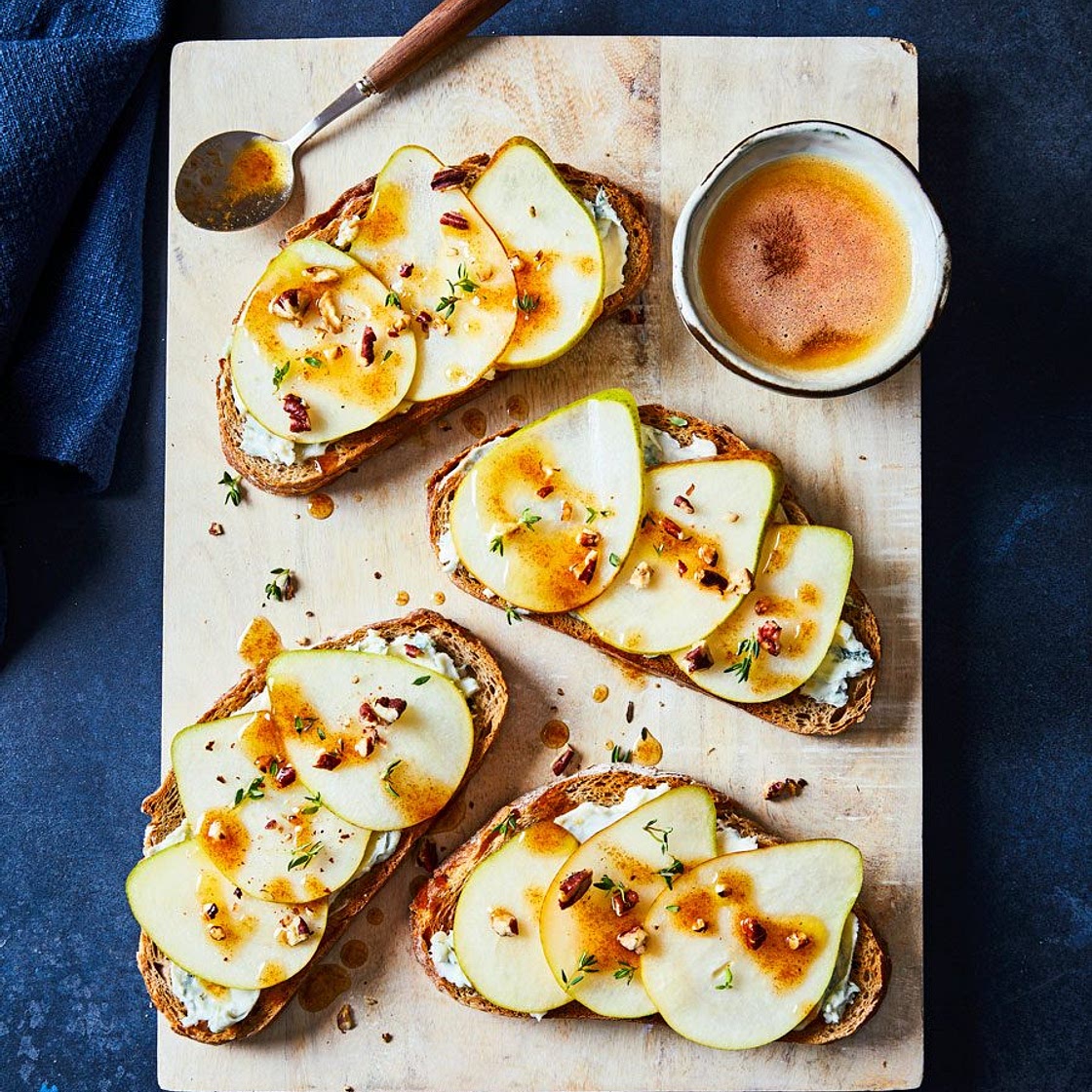 Pear and blue cheese toasts