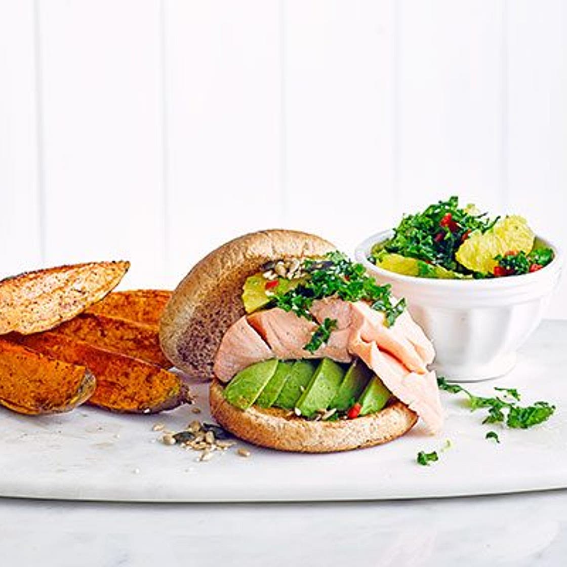 Salmon burgers with kale salsa