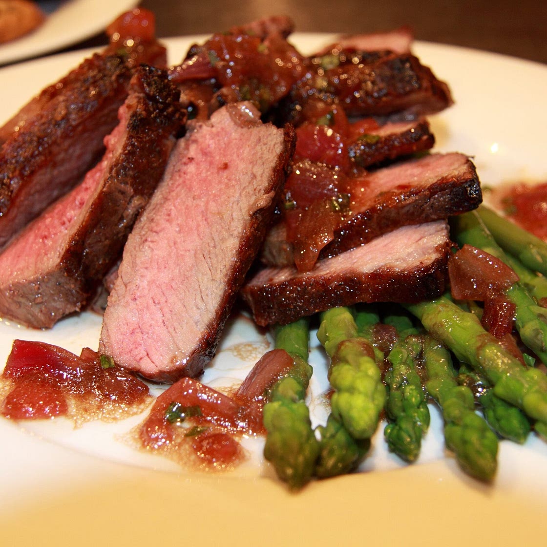 Broiled Beef Tenderloin with Asparagus and Roasted Red Onion Vinaigrette
