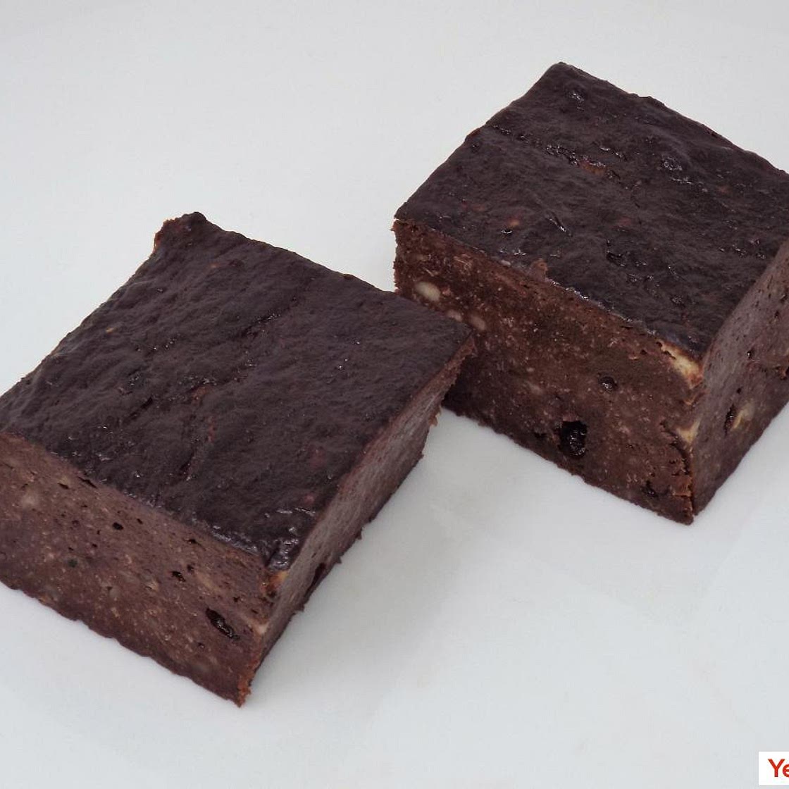 Healthy Chocolate Banana Brownies