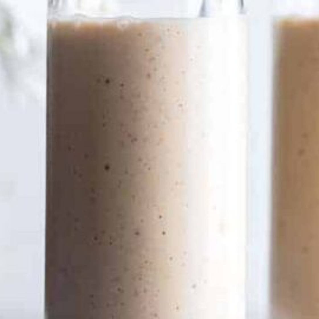 Banana Cashew Flax Seed Smoothie