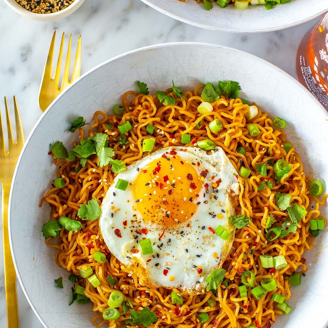 15 Minute Spicy Noodles {Quick & Easy}