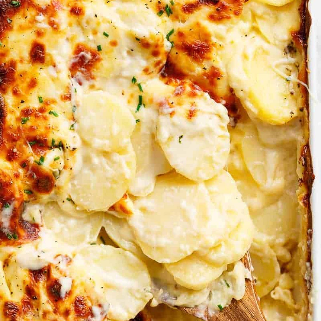 Garlic Parmesan Scalloped Potatoes