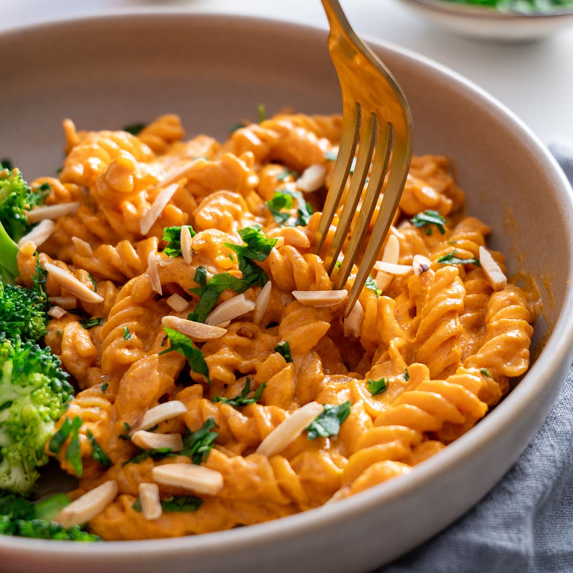 10-Minute High Protein Romesco Pasta (Vegan and GF)