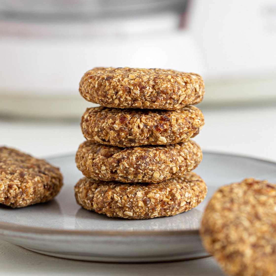 Vegan Tahini Date Cookies