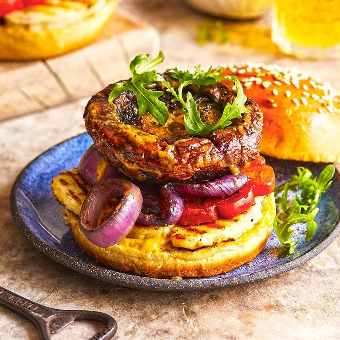 Miso mushroom & halloumi burgers