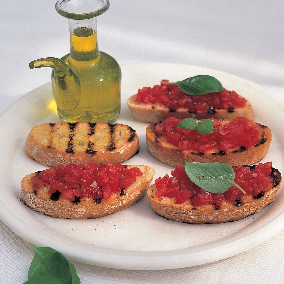 Bruschetta with Tomato and Basil