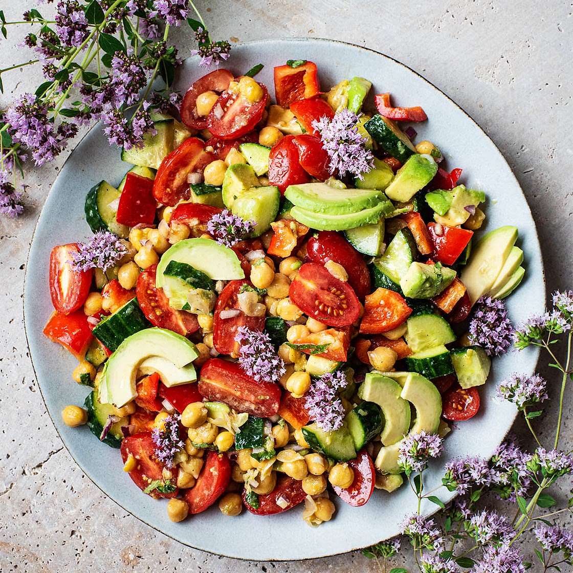Summer Greek Chickpea Salad
