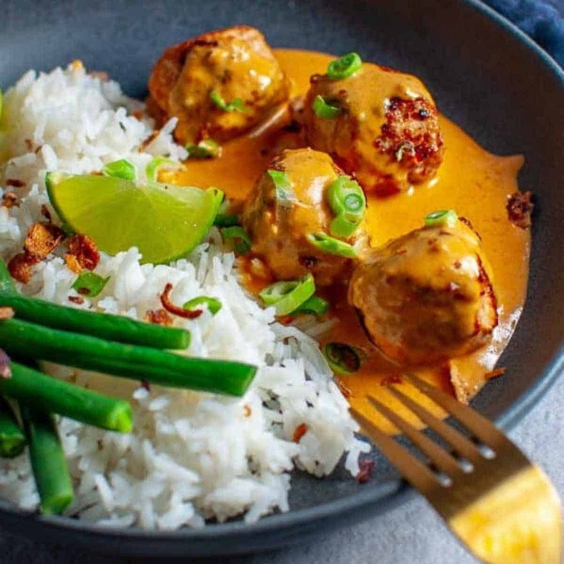 Thai Chicken Meatballs with Peanut Sauce