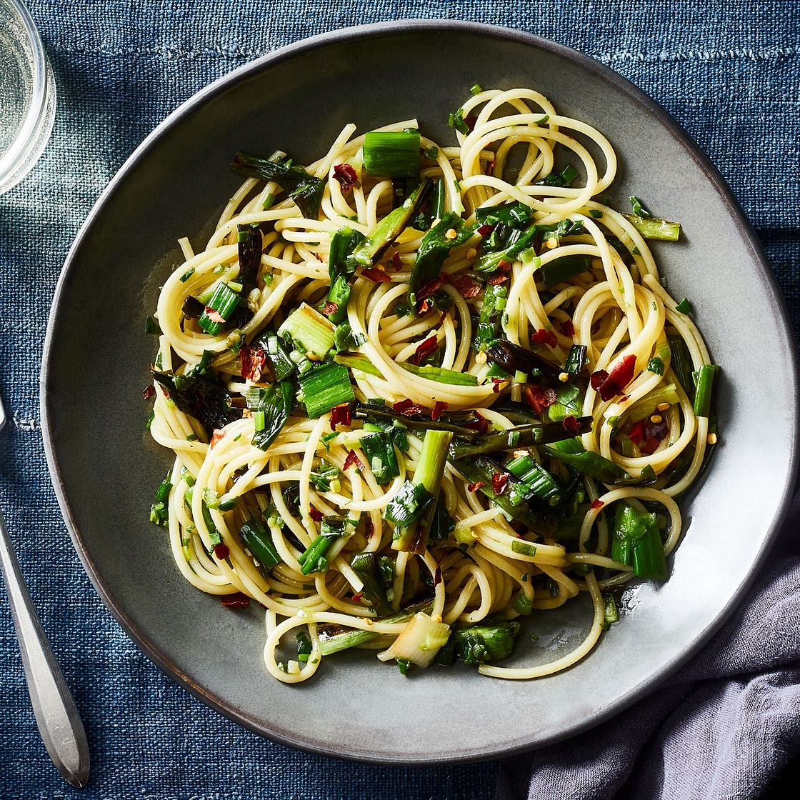 Spaghetti Pasta with Charred Scallion Sauce