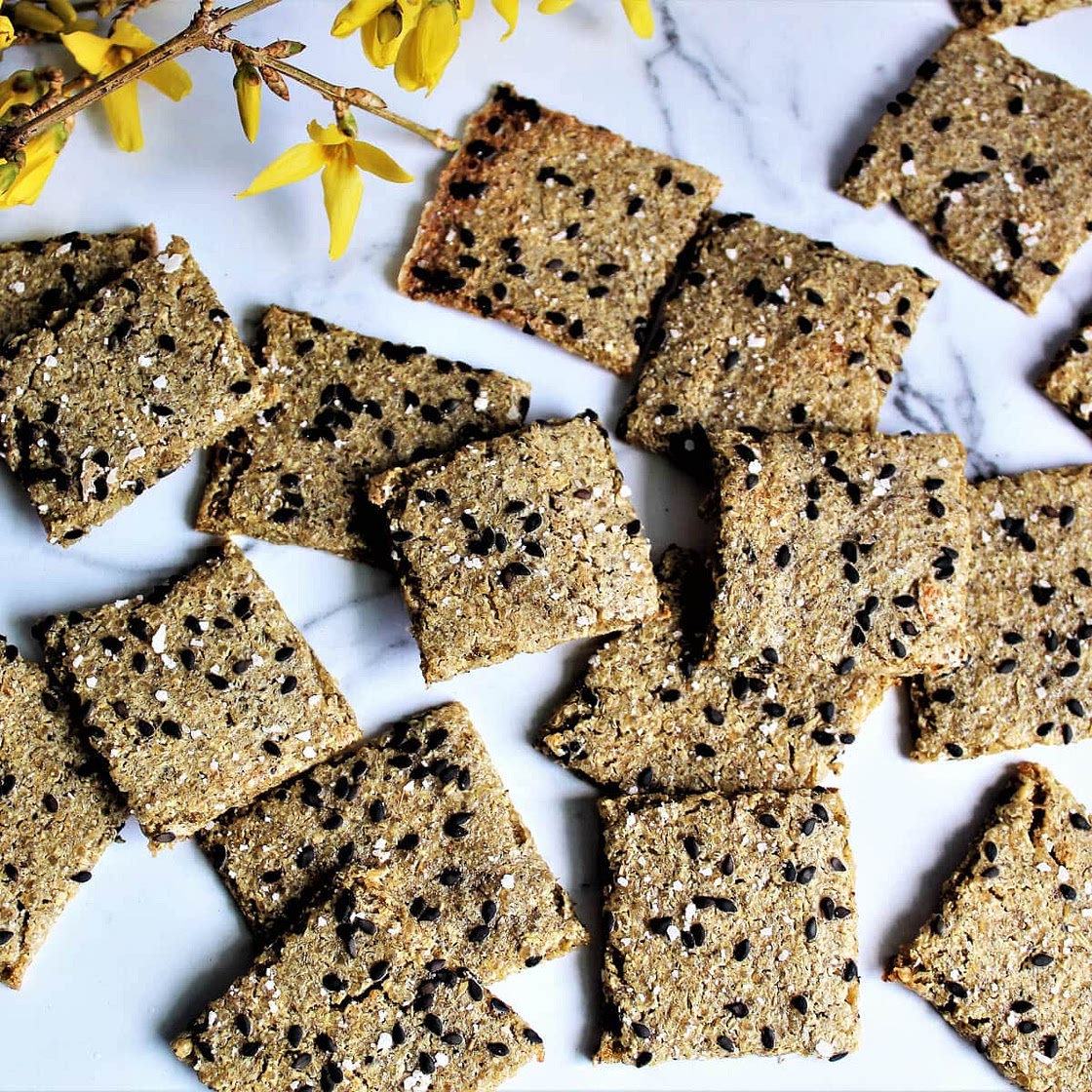 Gluten-Free Whole Grain Quinoa Crackers