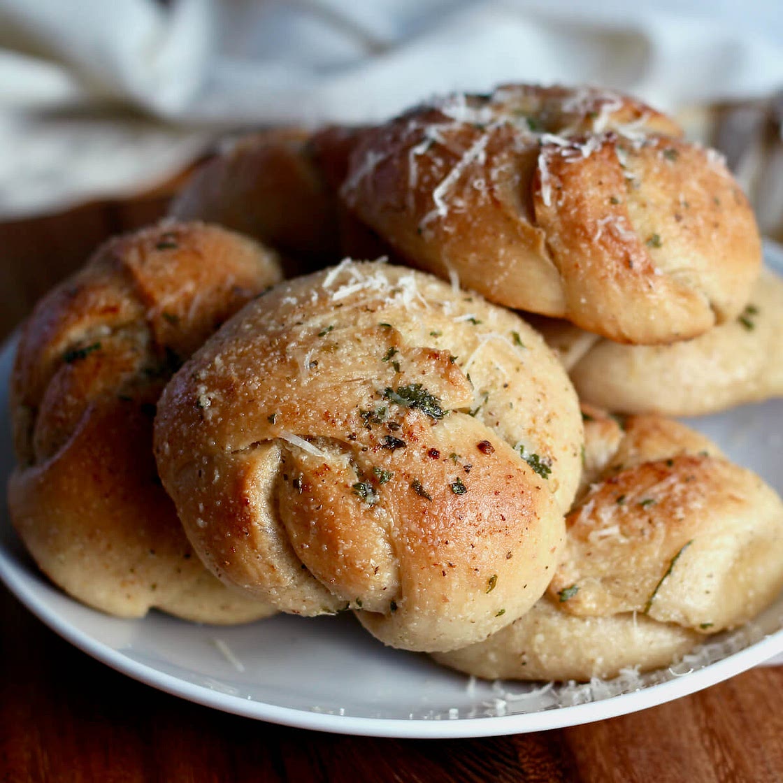 Sourdough Discard Garlic Knots