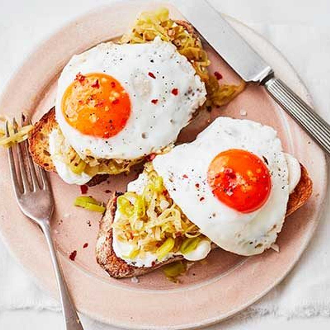 Chilli & garlic leeks with eggs on toast