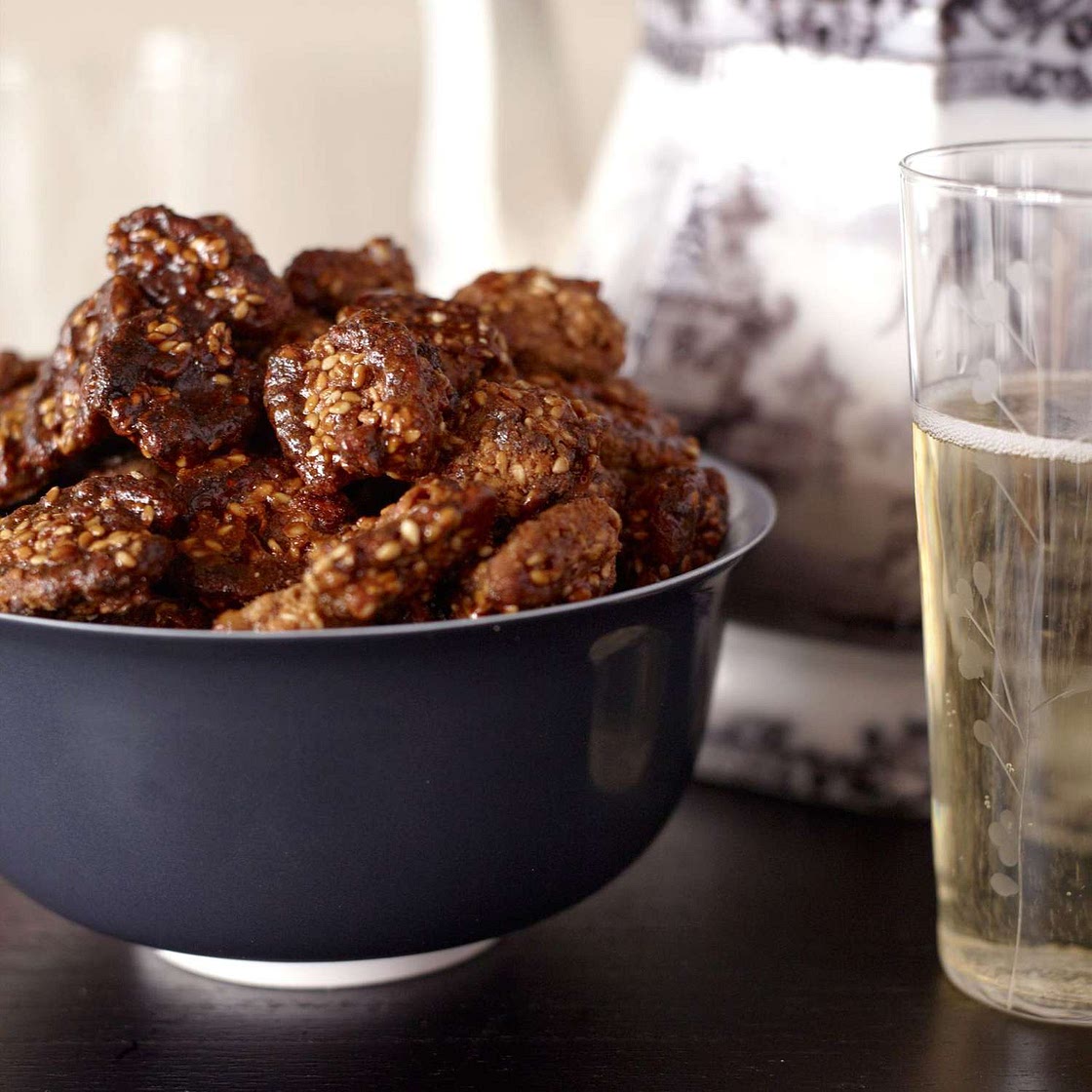 Sweet-and-Spicy Sesame Walnuts