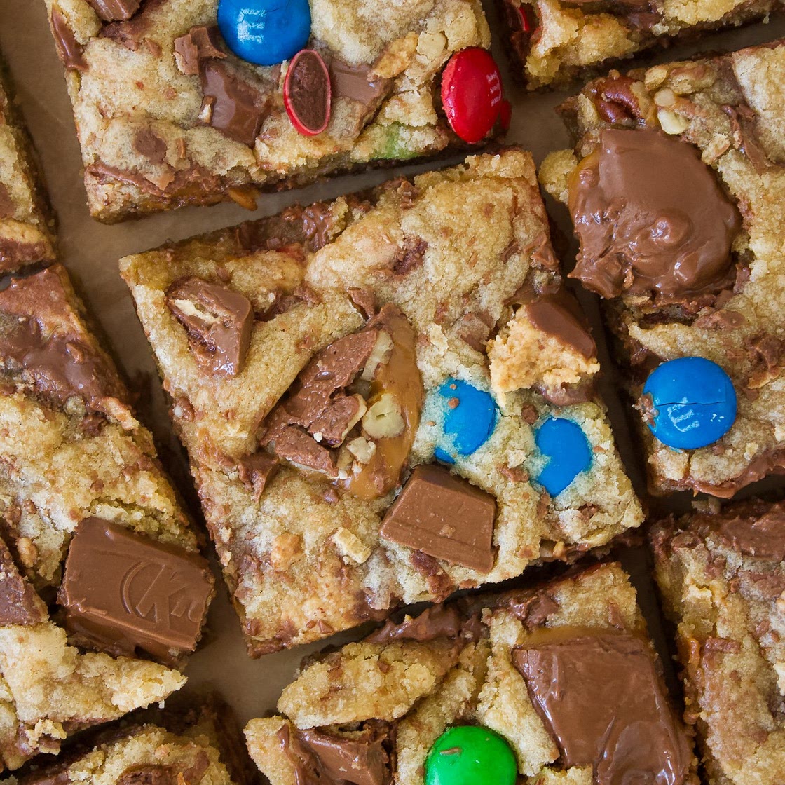 Halloween Candy Cookie Bars