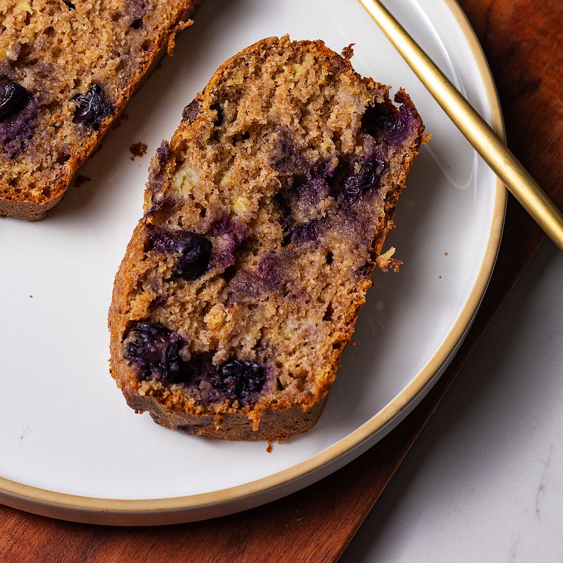 banana blueberry bread with olive oil
