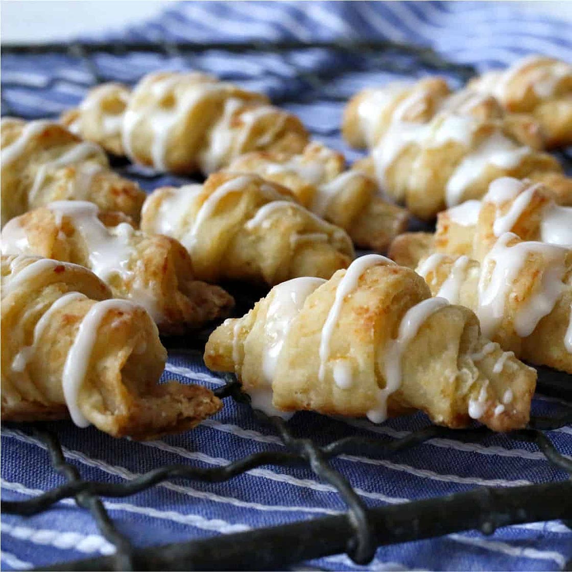 Butterhorn Rolls with Cottage Cheese