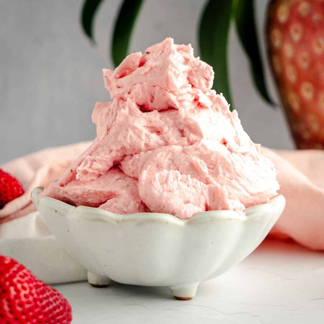 Easy Strawberry Coconut Oil Frosting