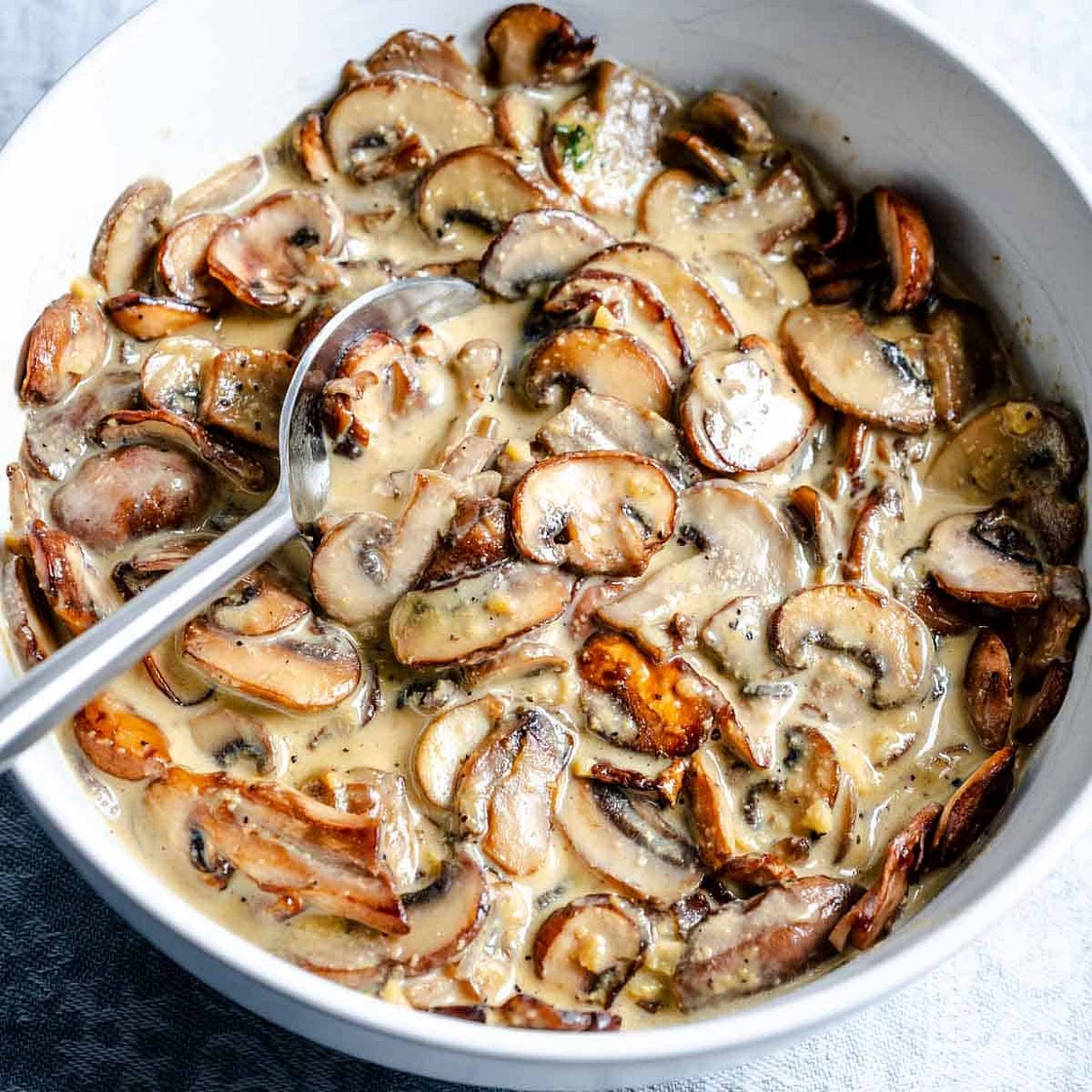 Easy Creamy Mushroom Sauce for Pasta