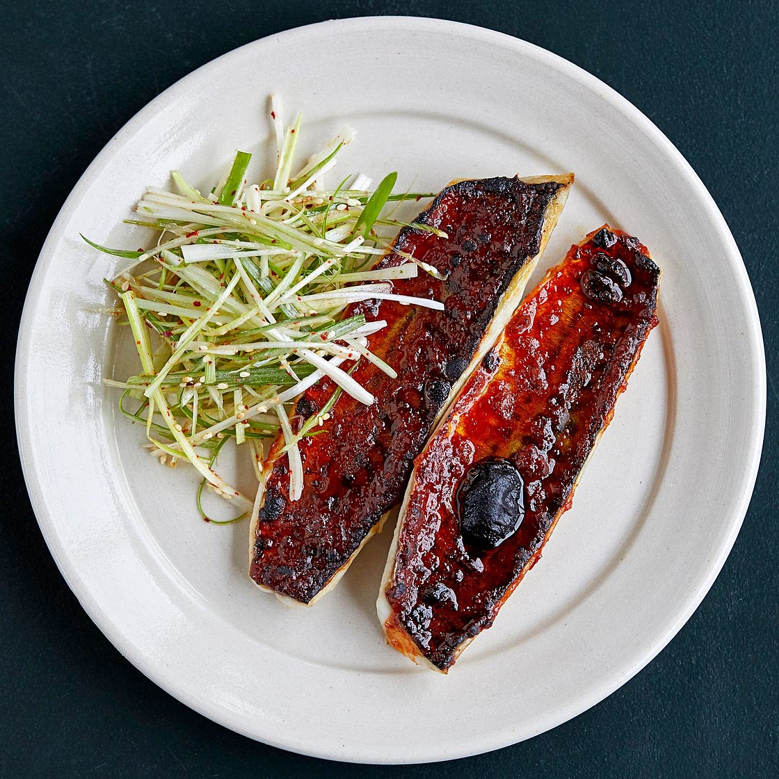Grilled mackerel with Korean chilli