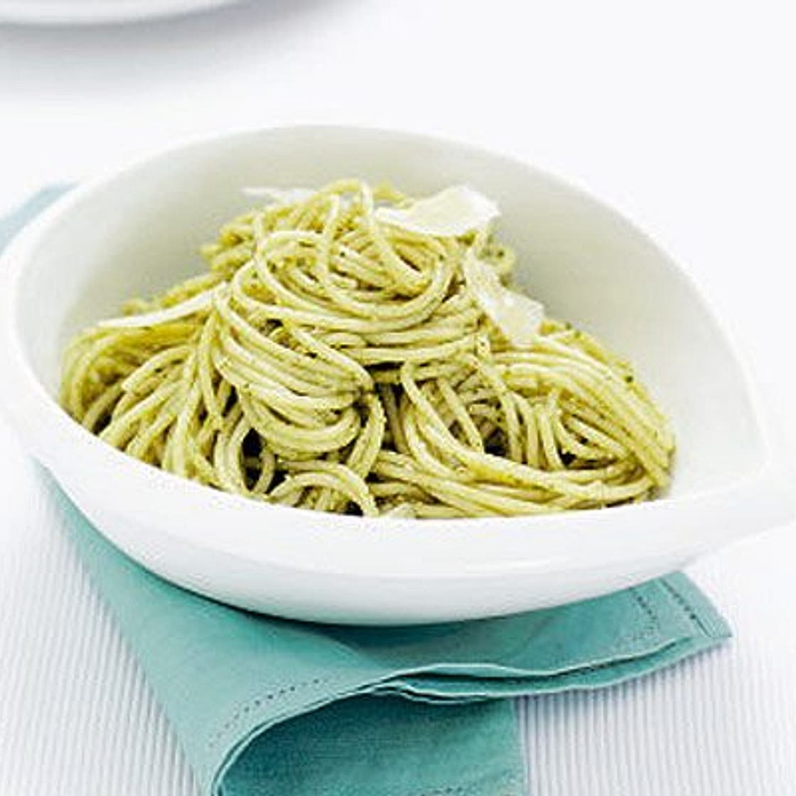 Easy pesto pasta