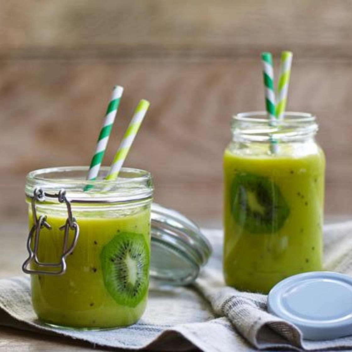 Kiwi fruit smoothie