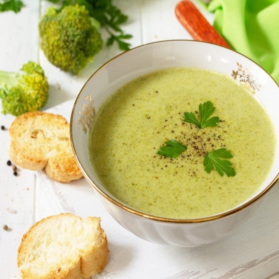 Crema de brócoli sin lácteos, ¡100% vegana!