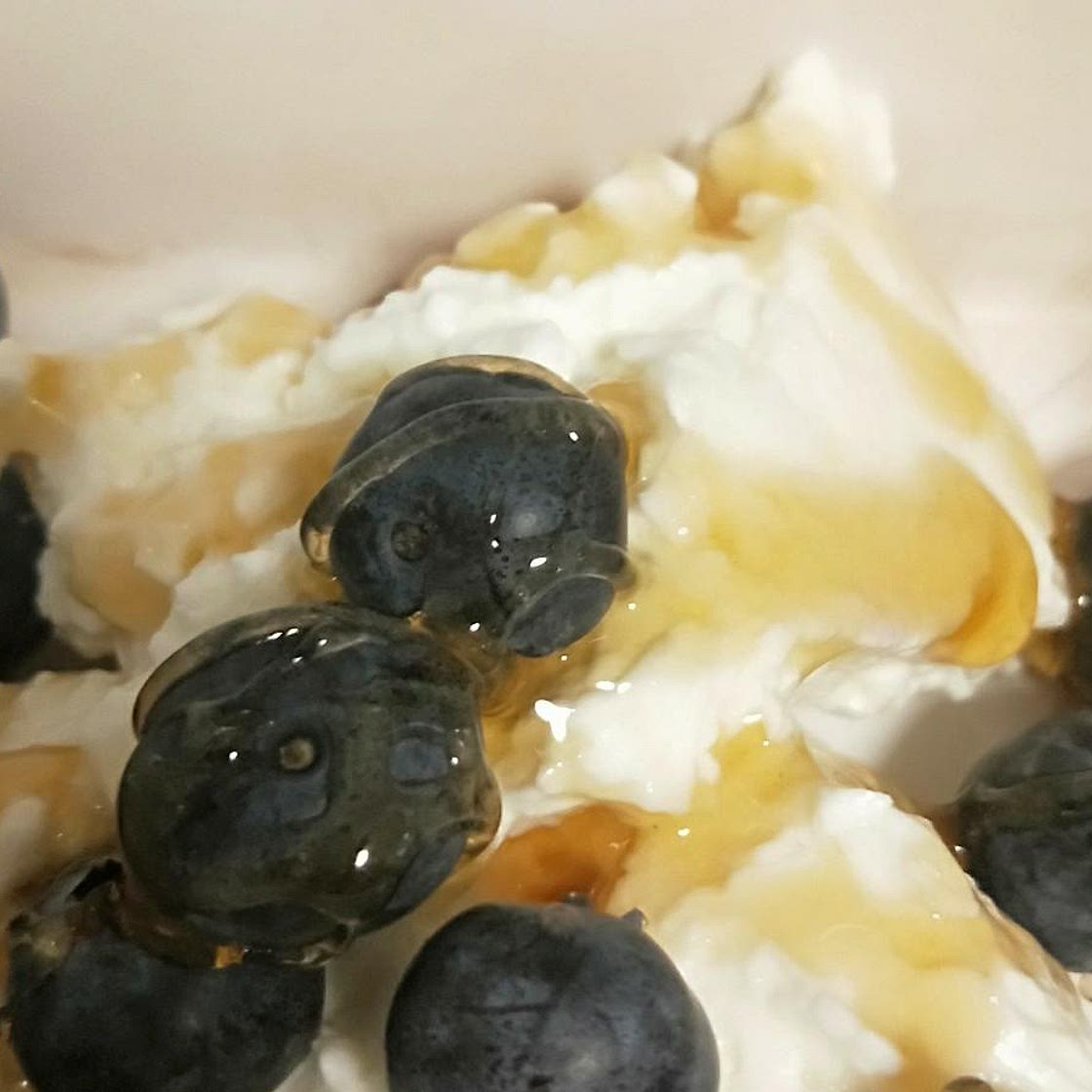 Cottage Cheese with Blueberries and Honey
